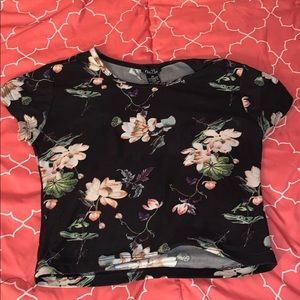 Rue 21 Floral crop top